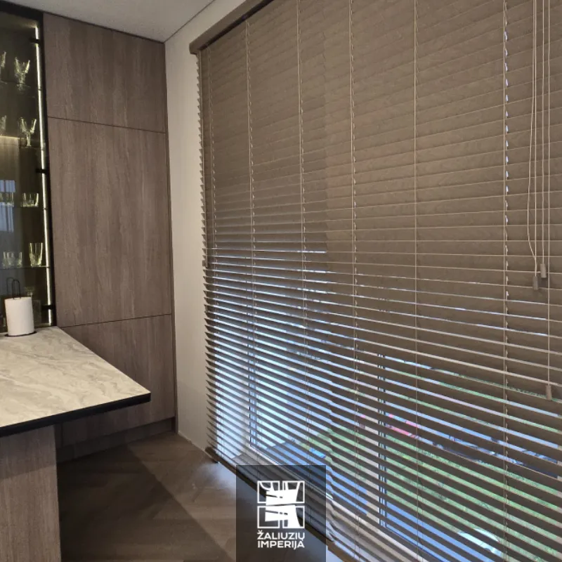 MEDINĖS ŽALIUZĖS - Image 8
